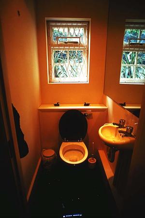 お洒落で実用的な洗面台を低価格で